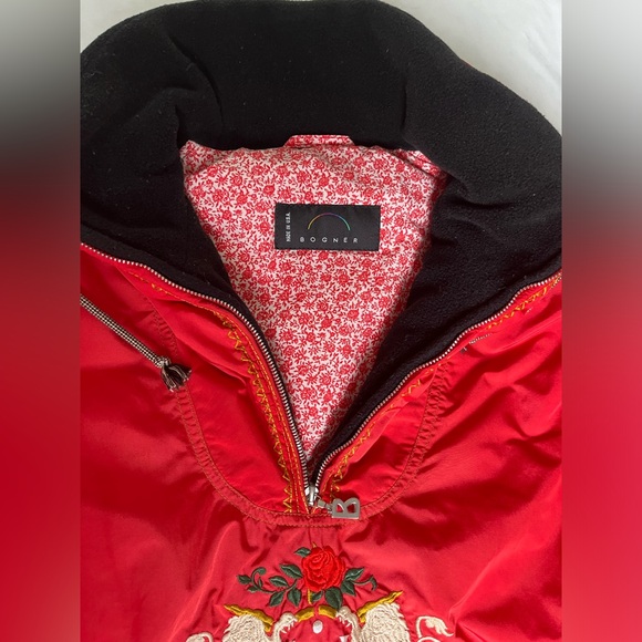 vintage Bogner red pullover embroidered ski parka with Fiberfill lining size 8 - Picture 9 of 12
